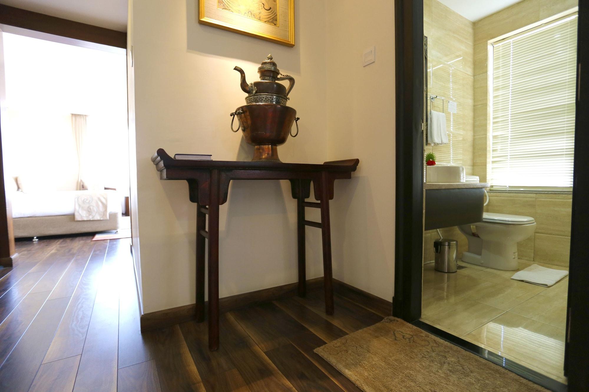 Hotel Shambala Катманду Экстерьер фото