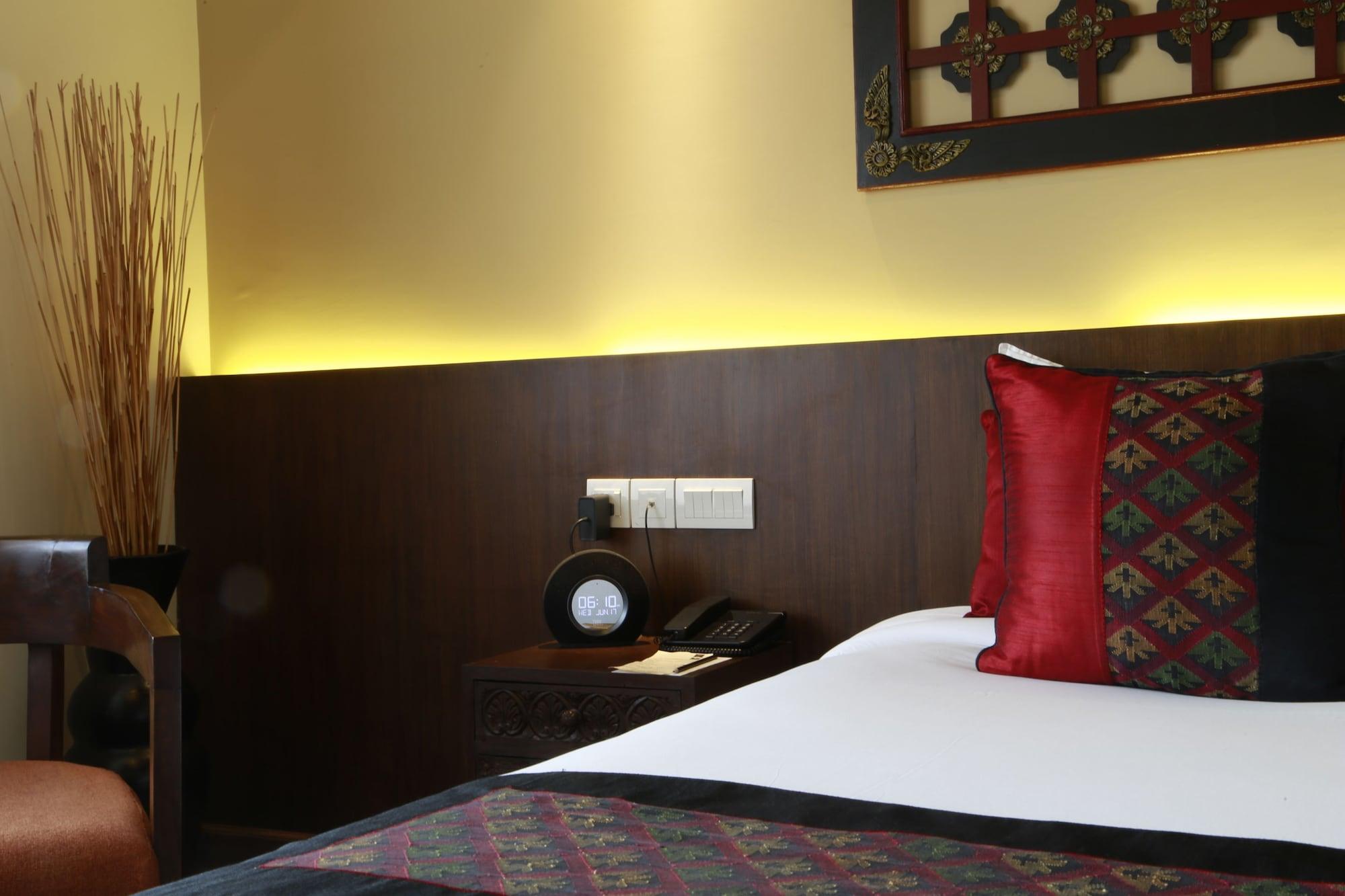Hotel Shambala Катманду Экстерьер фото