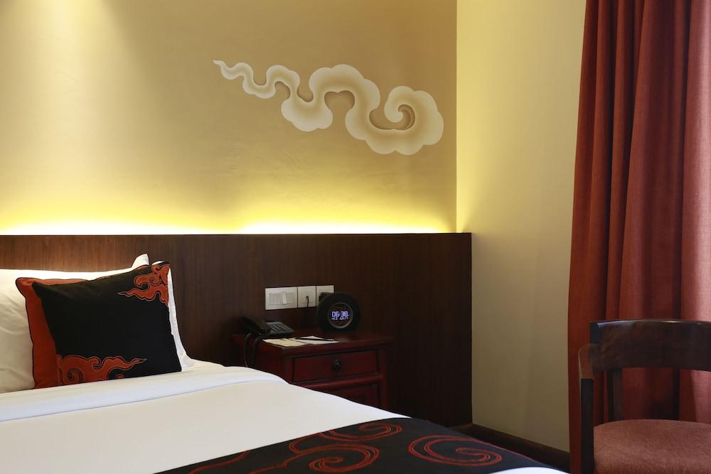 Hotel Shambala Катманду Экстерьер фото