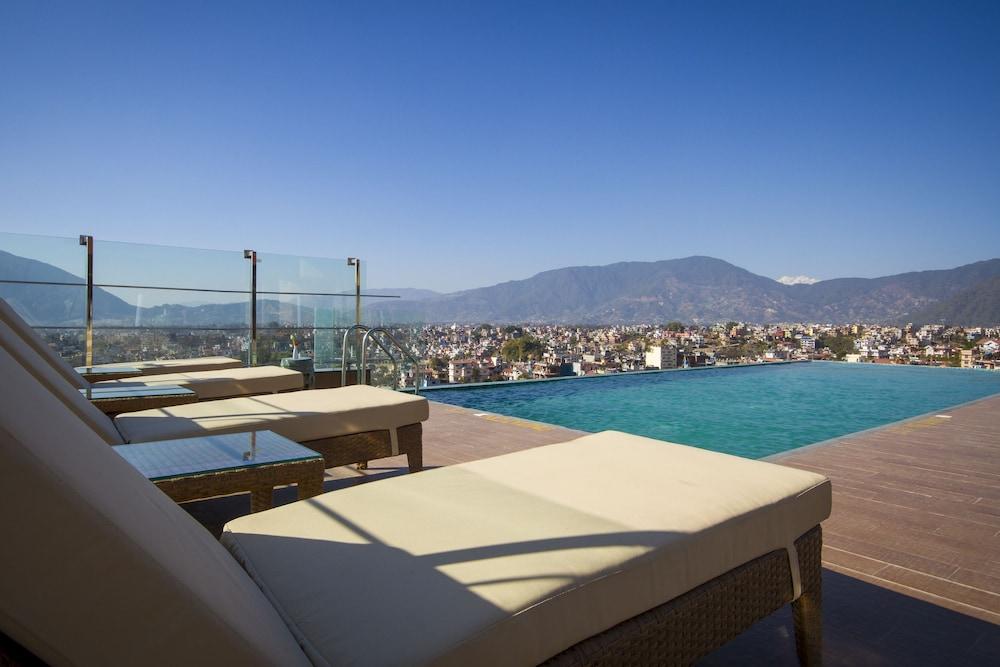 Hotel Shambala Катманду Экстерьер фото