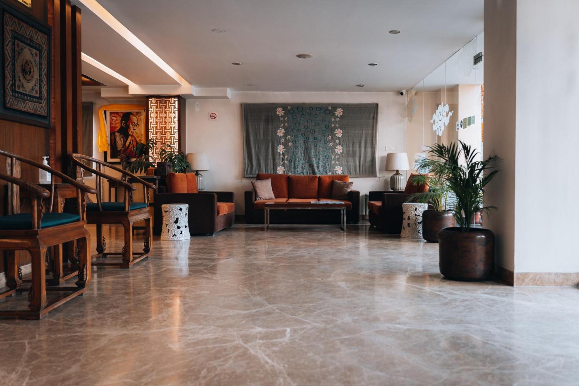 Hotel Shambala Катманду Экстерьер фото