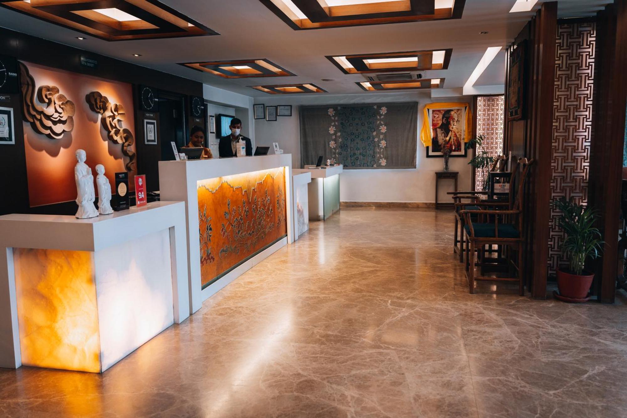 Hotel Shambala Катманду Экстерьер фото