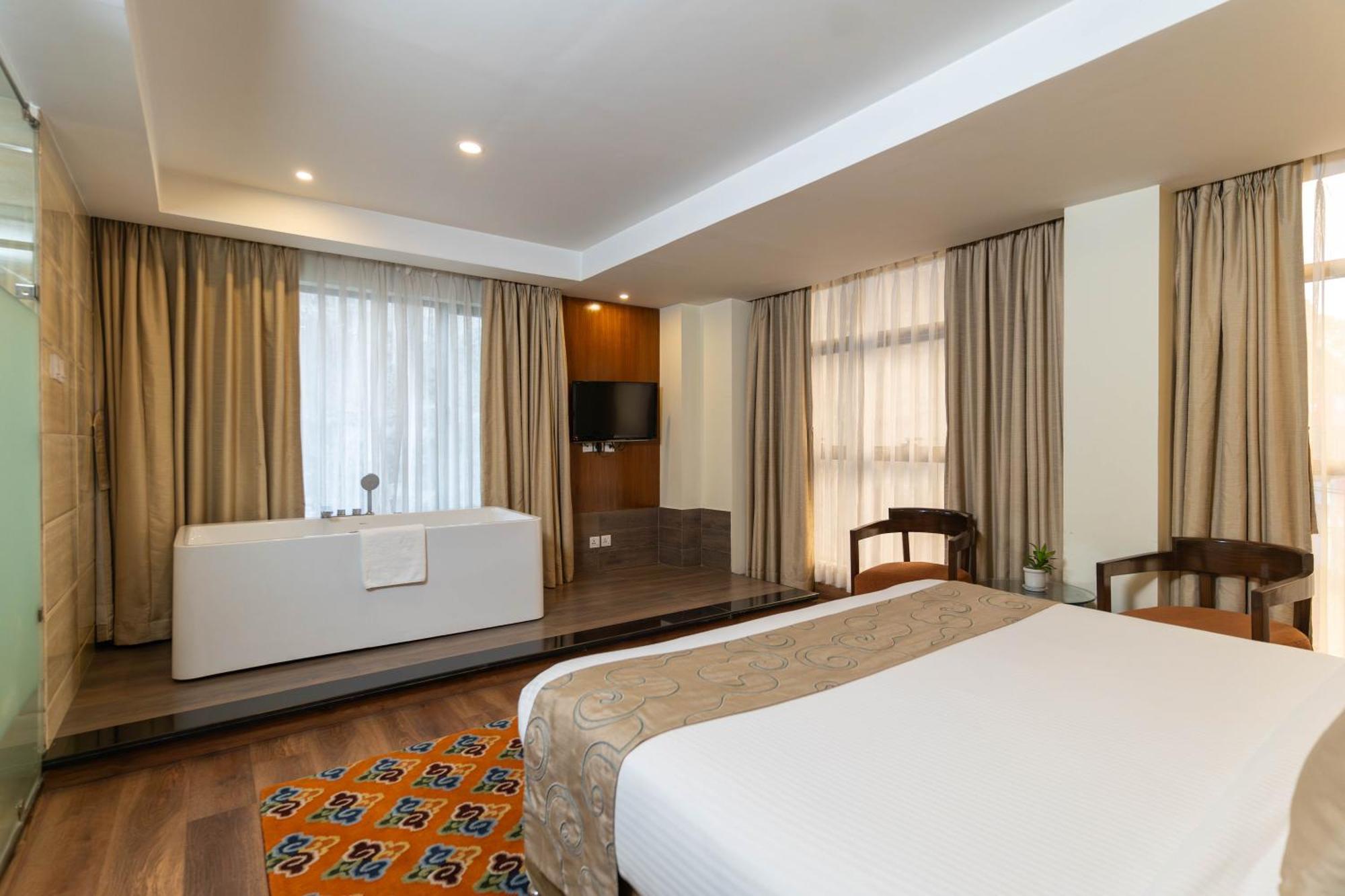 Hotel Shambala Катманду Экстерьер фото