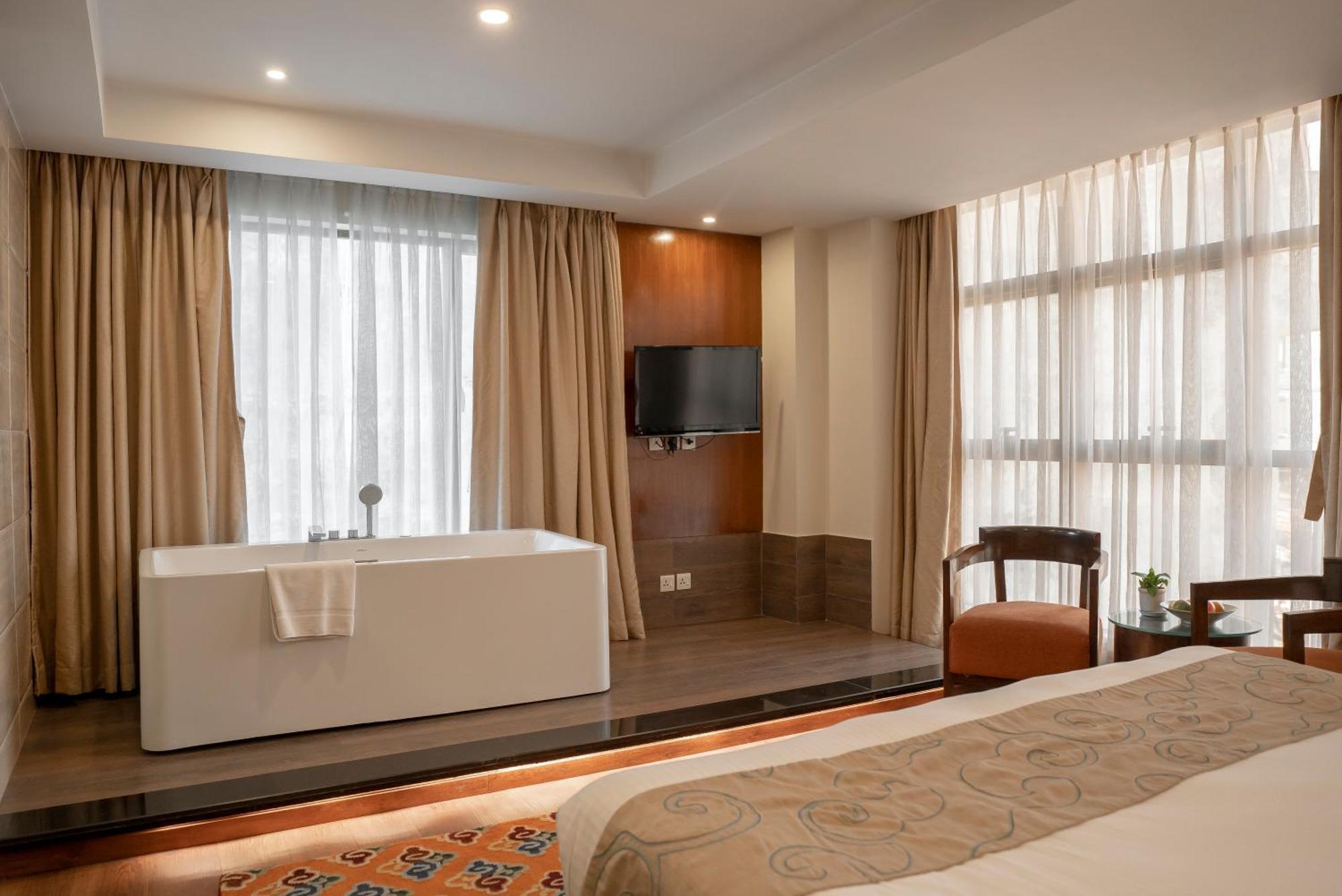 Hotel Shambala Катманду Экстерьер фото